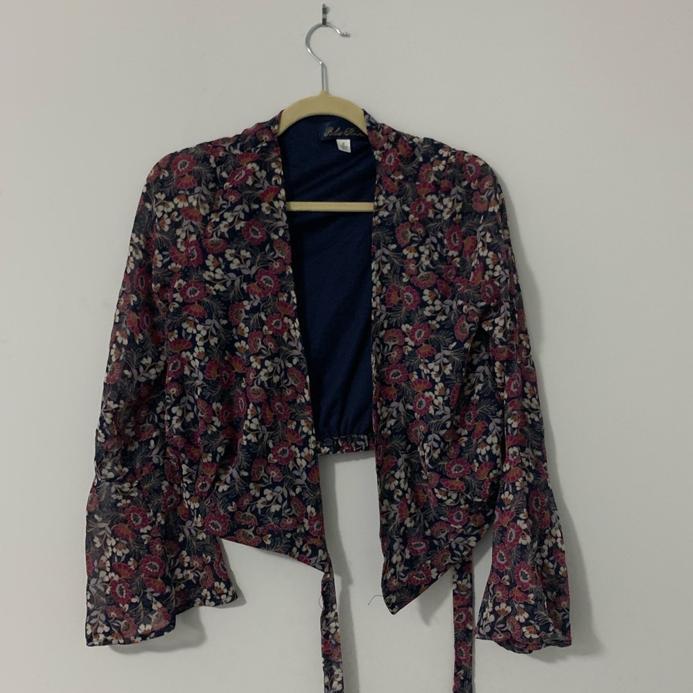 Cropped Long Sleeve Wrap Shirt